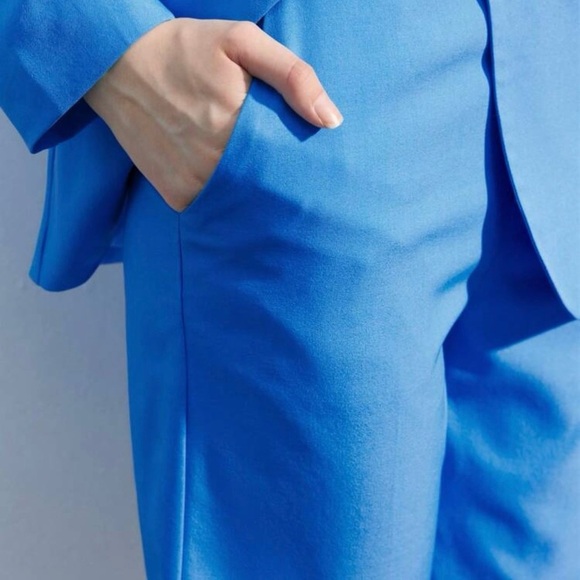 SHEIN Blue Blazer and Shorts Set - Picture 4 of 4